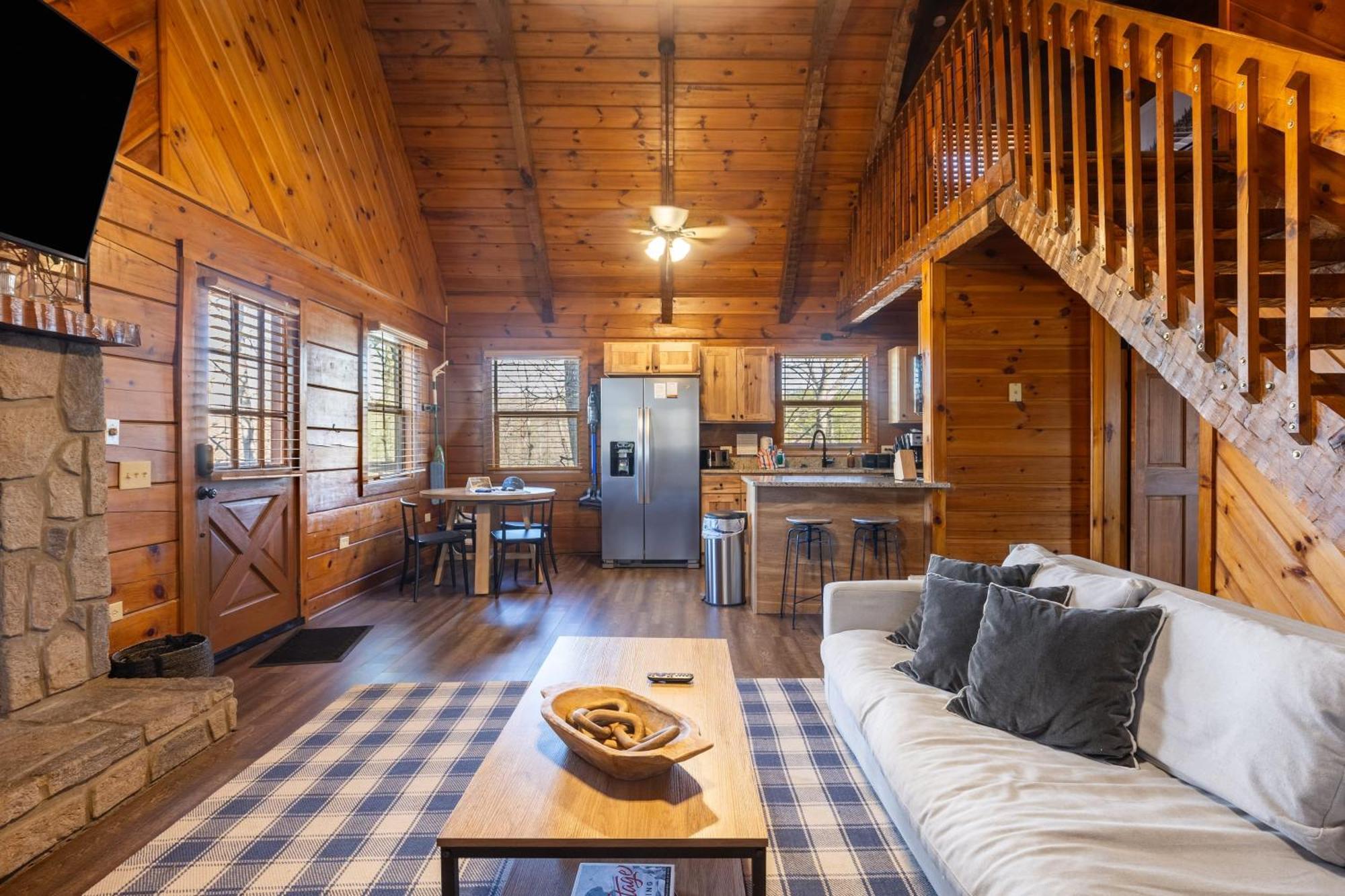 Dudley II By Avantstay Comfortable Cabin W Hot Tub Views Pigeon Forge Buitenkant foto