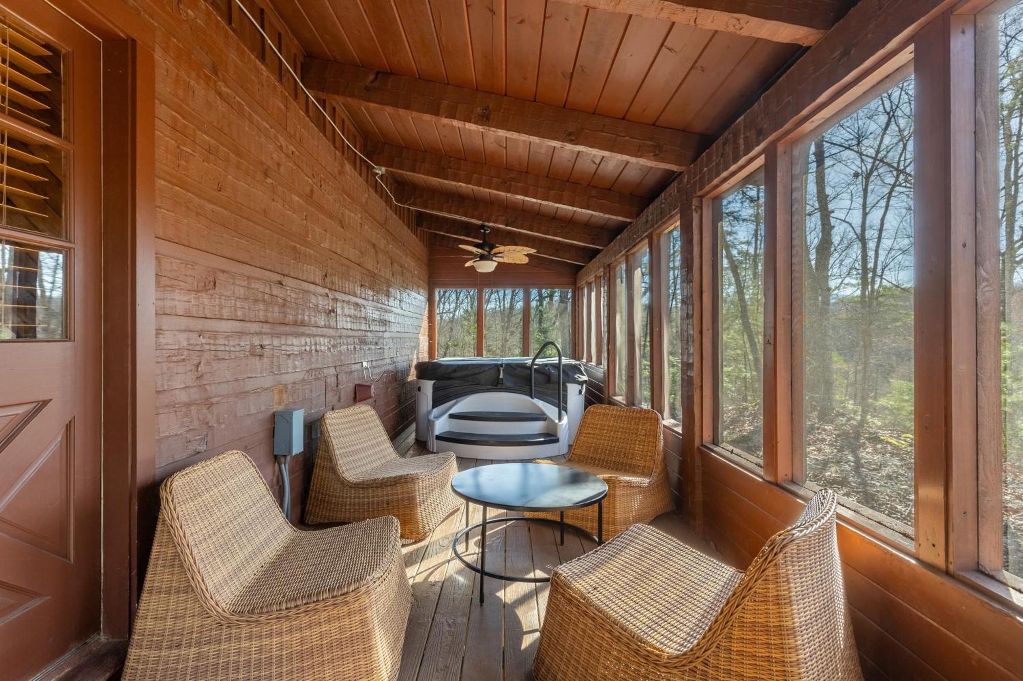 Dudley II By Avantstay Comfortable Cabin W Hot Tub Views Pigeon Forge Buitenkant foto