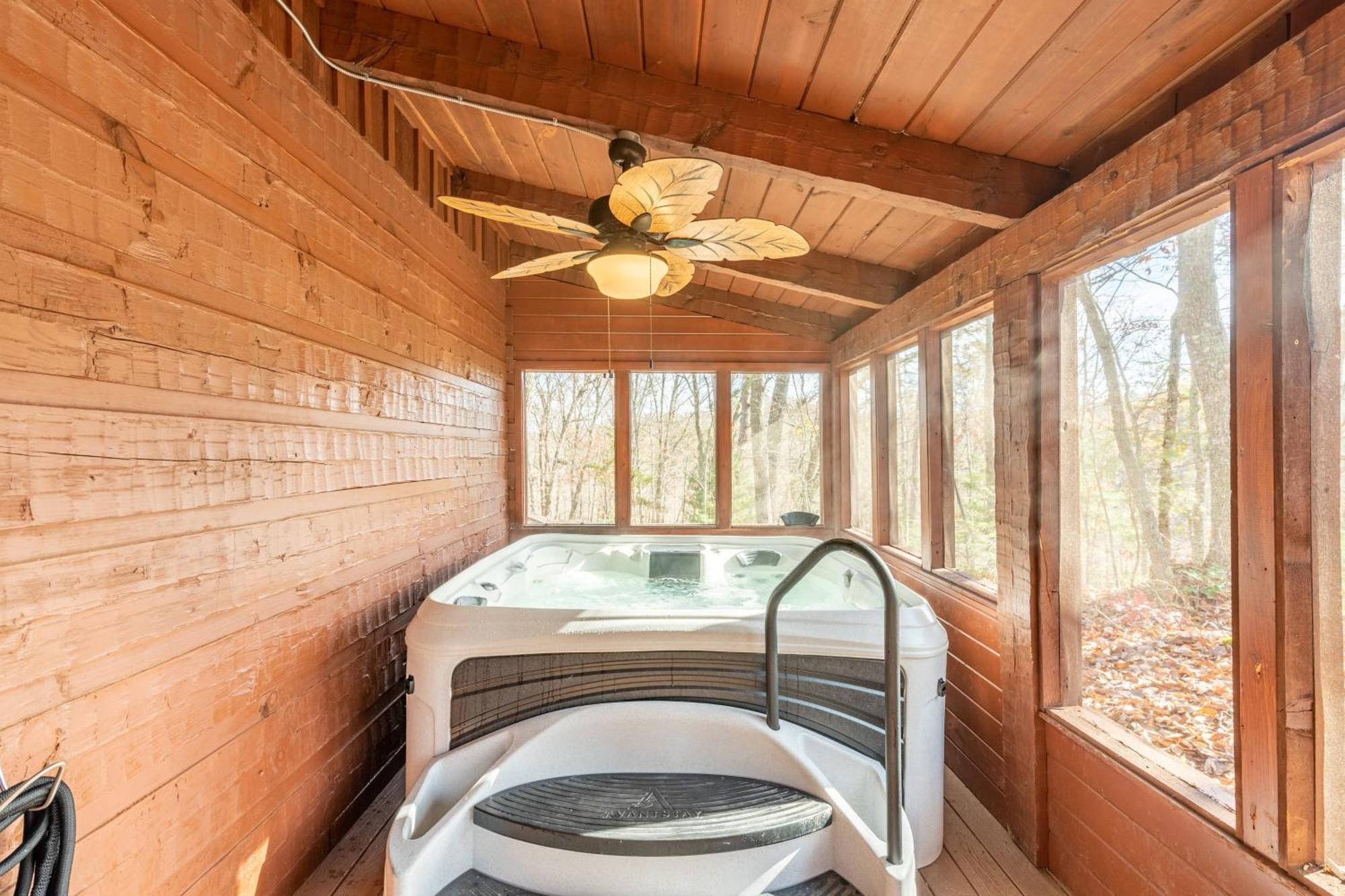 Dudley II By Avantstay Comfortable Cabin W Hot Tub Views Pigeon Forge Buitenkant foto